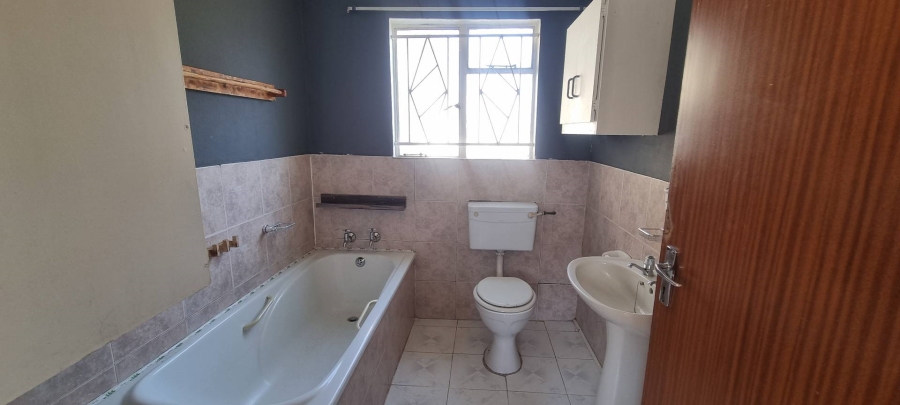 4 Bedroom Property for Sale in Wilgehof Free State